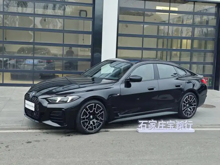 BMW 4 Series 2024 Model 430i M Sports Night Set – фото 1