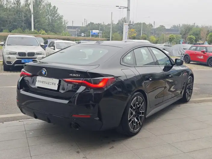 BMW 4 Series 2024 Model 430i M Sports Night Set – фото 6