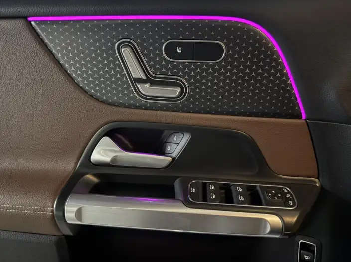 Mercedes-Benz GLB 2024 Model Facelift GLB 220 Fashion Model – фото 6