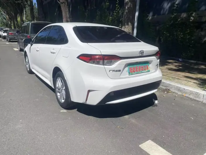 Toyota Levin 2022 Model 185T CVT Deluxe Edition – фото 4