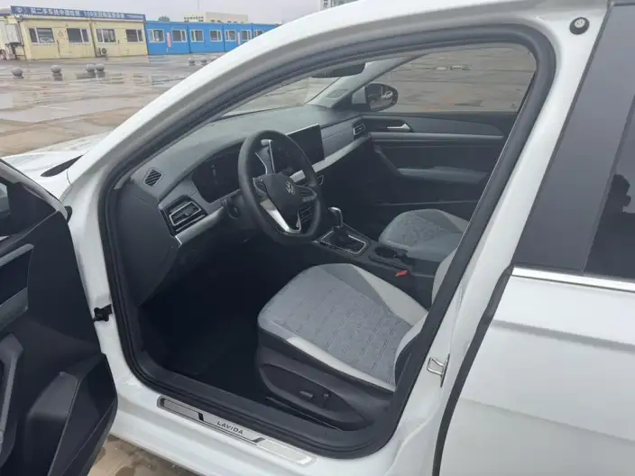 Volkswagen Lavida 2023 Model 280TSI DSG Manyi Edition – фото 10