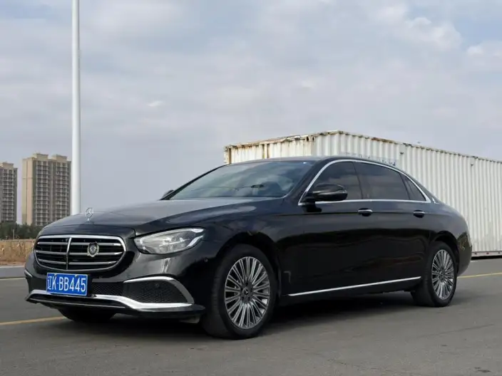 Mercedes-Benz E-Class 2021 Model E 300 L Fashion Model sedan – фото 1