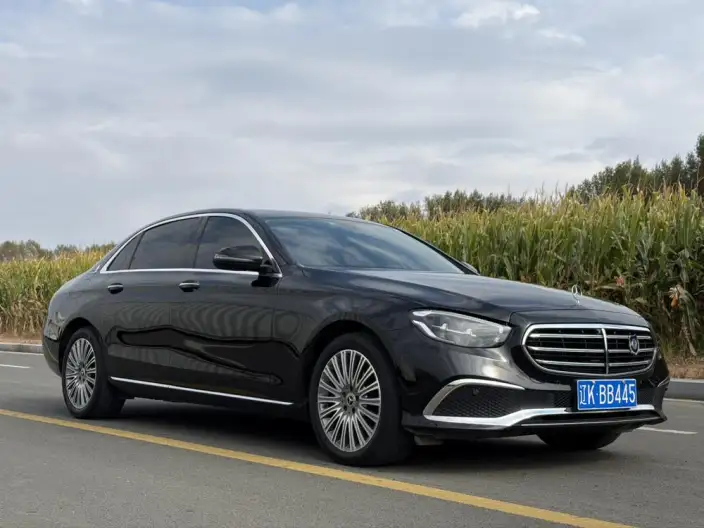 Mercedes-Benz E-Class 2021 Model E 300 L Fashion Model sedan – фото 3