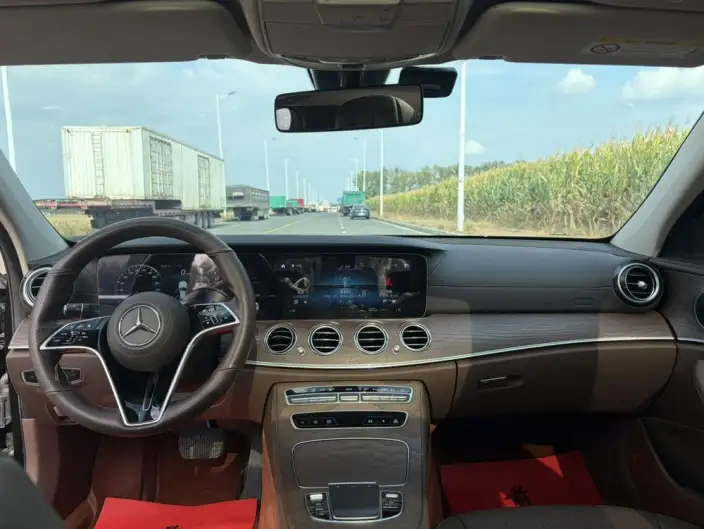Mercedes-Benz E-Class 2021 Model E 300 L Fashion Model sedan – фото 7