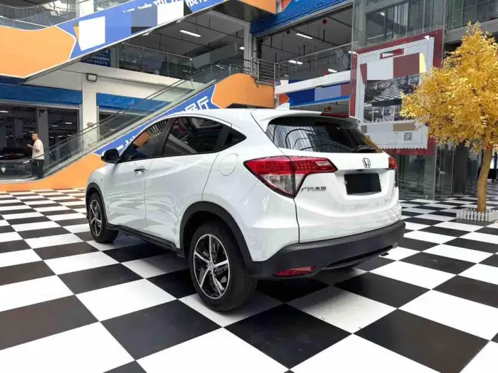 Honda Vezel 2022 Model 1.5L CVT Elite Smart Edition – фото 4