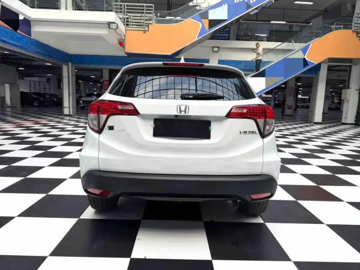 Honda Vezel 2022 Model 1.5L CVT Elite Smart Edition – фото 5