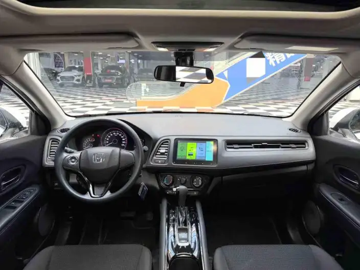 Honda Vezel 2022 Model 1.5L CVT Elite Smart Edition – фото 10