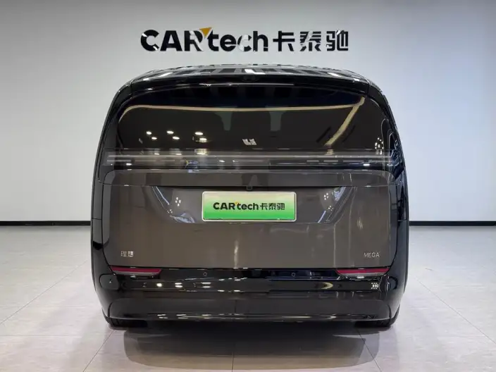 Li Auto MEGA 2024 Model Ultra Edition – фото 6