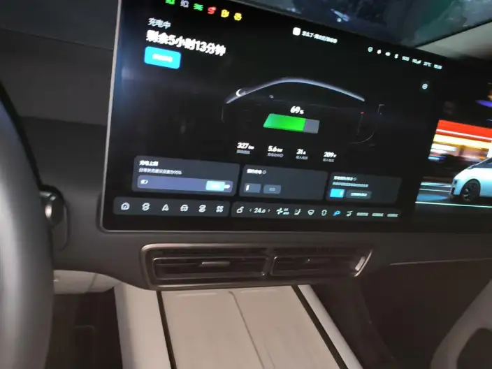 Li Auto MEGA 2025 Model Home Family Special Edition – фото 8