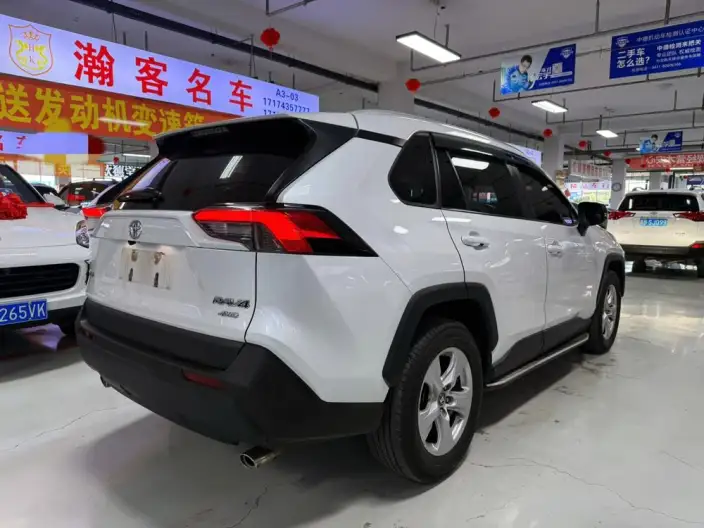 Toyota RAV4 2021 Model 2.0L CVT 2WD Urban Edition – фото 6