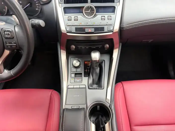 Lexus NX 2020 Model 200 Quan Drive Fengshang Edition China VI – фото 9