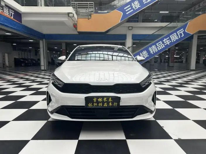 Kia K3 2023 Model 1.5L IVT Premium Edition