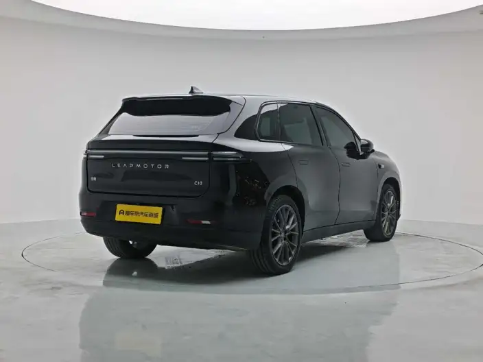 Leapmotor C10 2026 Model EV Edition 605 Yuexiang Edition – фото 7