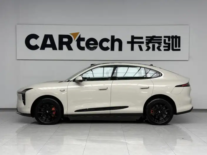 IM LS6 2026 Model EV Max – фото 3