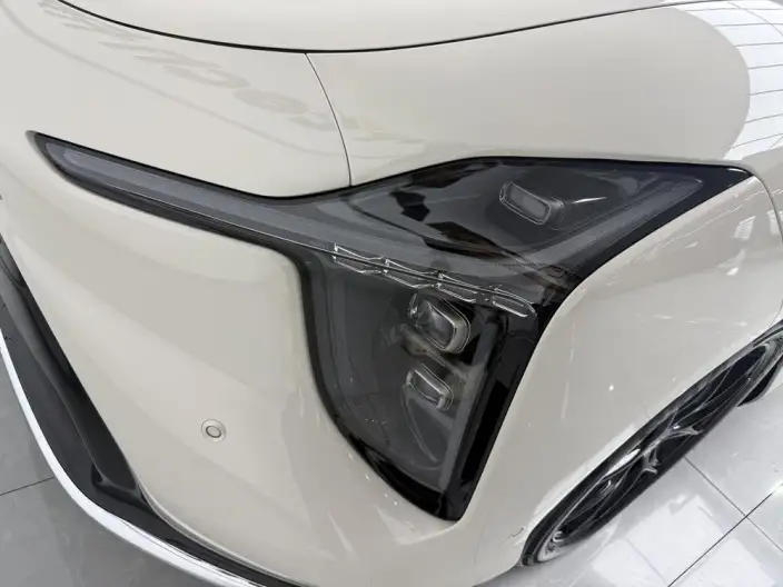 IM LS6 2026 Model EV Max – фото 4