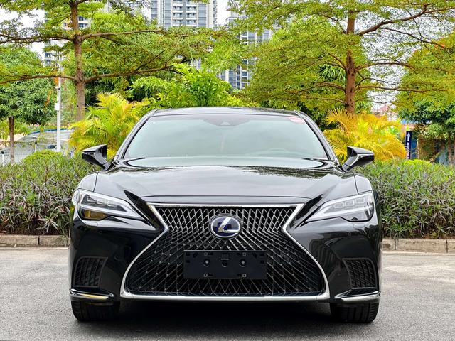 Lexus LS 2021 500h Precision Edition – фото 2