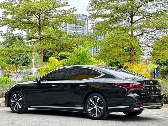 Lexus LS 2021 500h Precision Edition – фото 5