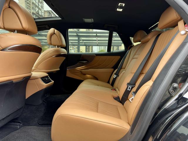 Lexus LS 2021 500h Precision Edition – фото 12