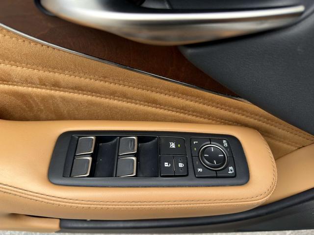 Lexus LS 2021 500h Precision Edition – фото 18