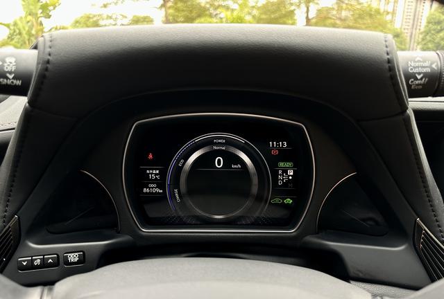 Lexus LS 2021 500h Precision Edition – фото 21