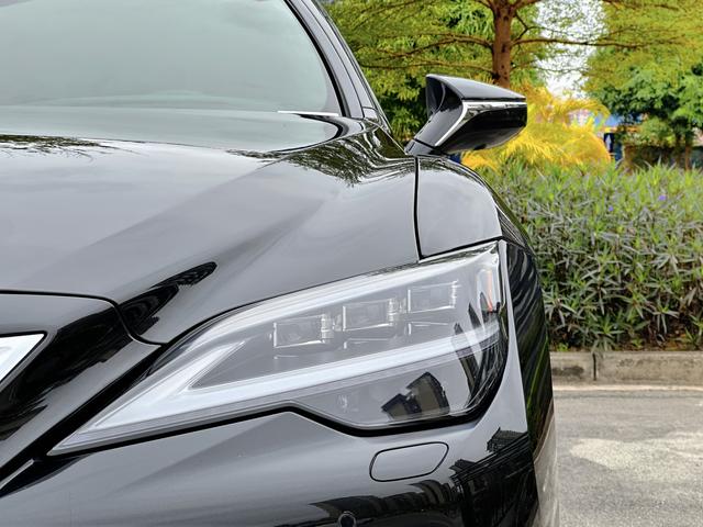 Lexus LS 2021 500h Precision Edition – фото 27