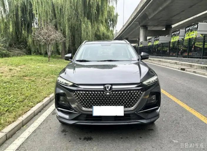 Changan X7 PLUS 2024 Model 1.5T DCT Smart Enjoy Model 5 seat – фото 2
