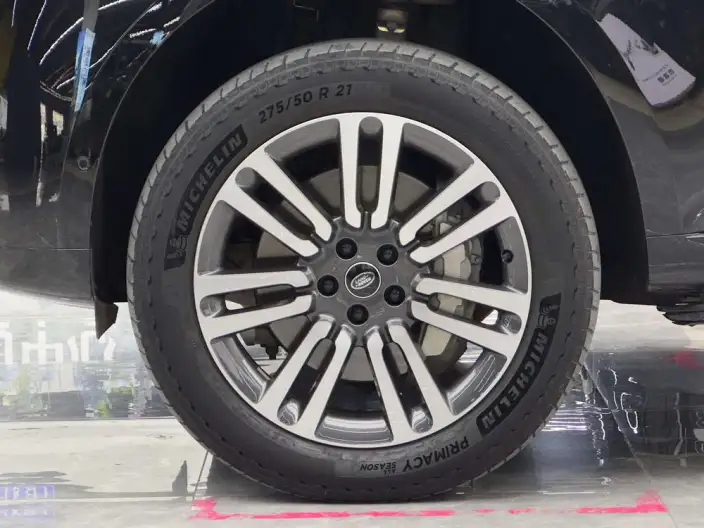 Range Rover 2024 Model 3.0 L6 400PS Shengshi Extended Edition – фото 7