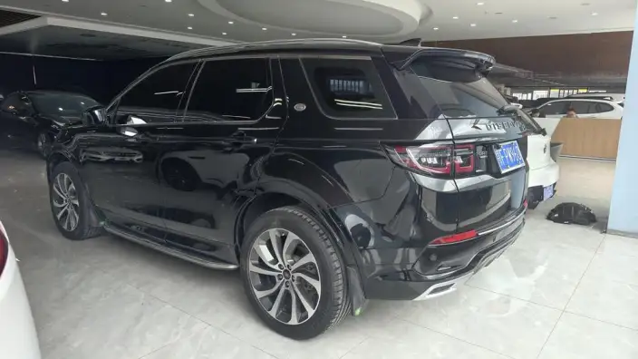Land Rover Discovery Sport 2020 Model 249PS R-Dynamic S Performance version 5 seat – фото 2