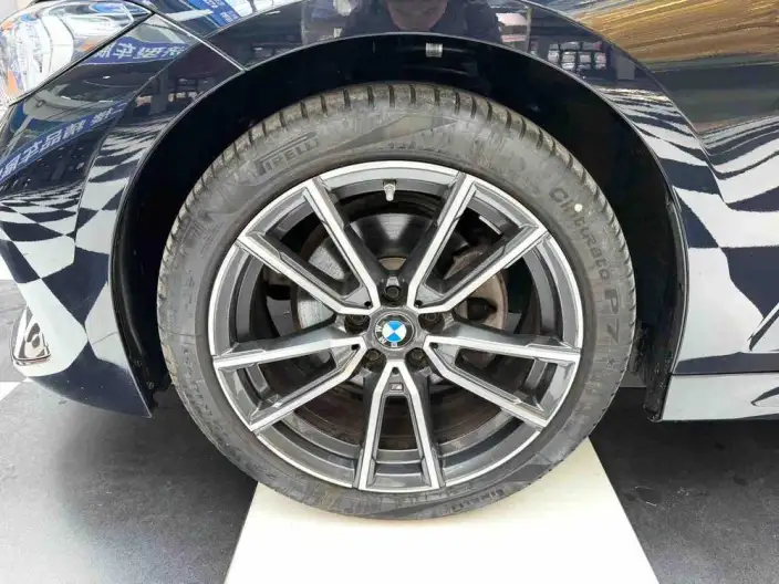 BMW 3 Series 2023 Model 320Li M Sports Set – фото 9