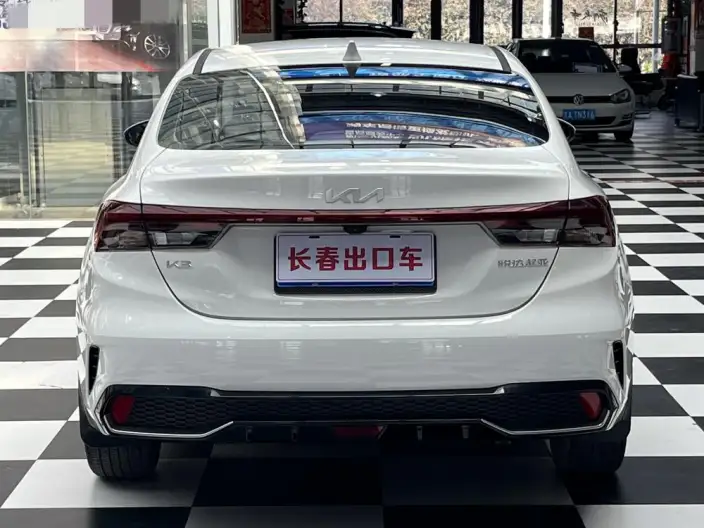 Kia K3 2023 Model 1.5L IVT Deluxe Edition – фото 5
