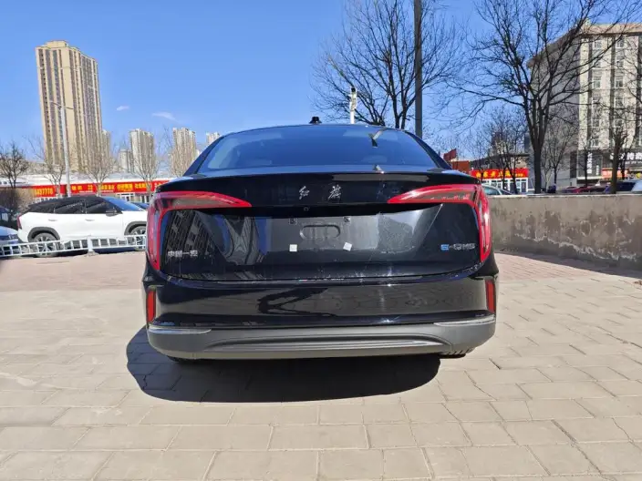 Hongqi E-QM5 2024 Model 450KM Travel Edition 100kW – фото 4