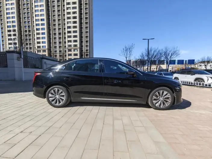 Hongqi E-QM5 2024 Model 450KM Travel Edition 100kW – фото 6
