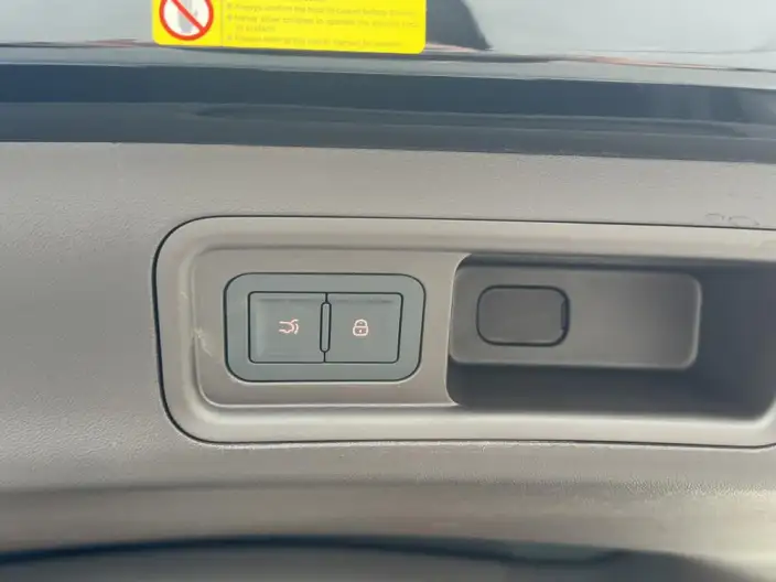 DENZA D9 DM 2025 Model Smart Driving Edition 1020 4WD Exclusive Model – фото 10