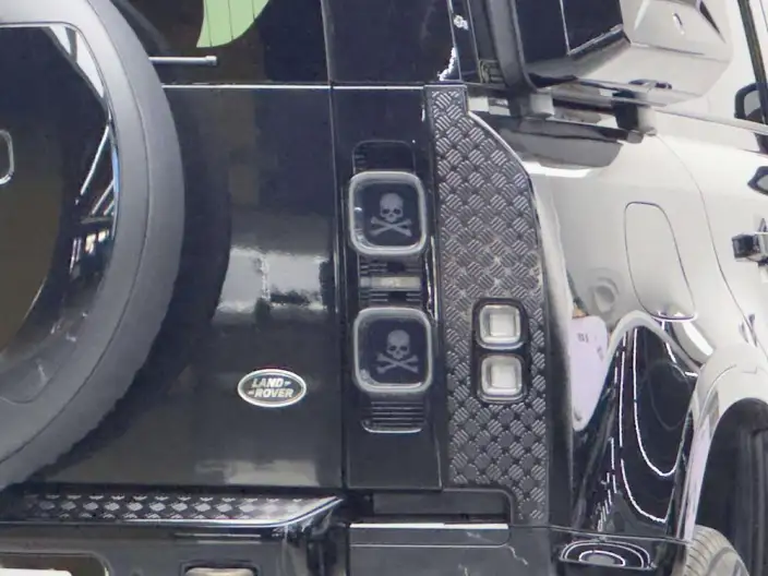 Land Rover Defender 2023 Model Facelift 110 P400 X-Dynamic HSE – фото 5