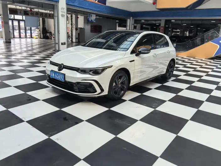 Volkswagen Golf 2021 Model 280TSI DSG R-Line – фото 1