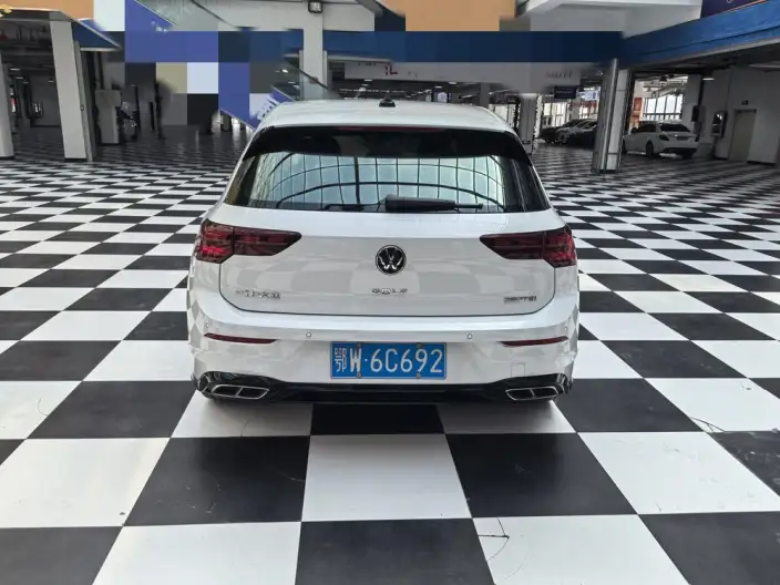Volkswagen Golf 2021 Model 280TSI DSG R-Line – фото 5