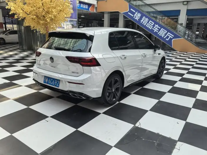 Volkswagen Golf 2021 Model 280TSI DSG R-Line – фото 6