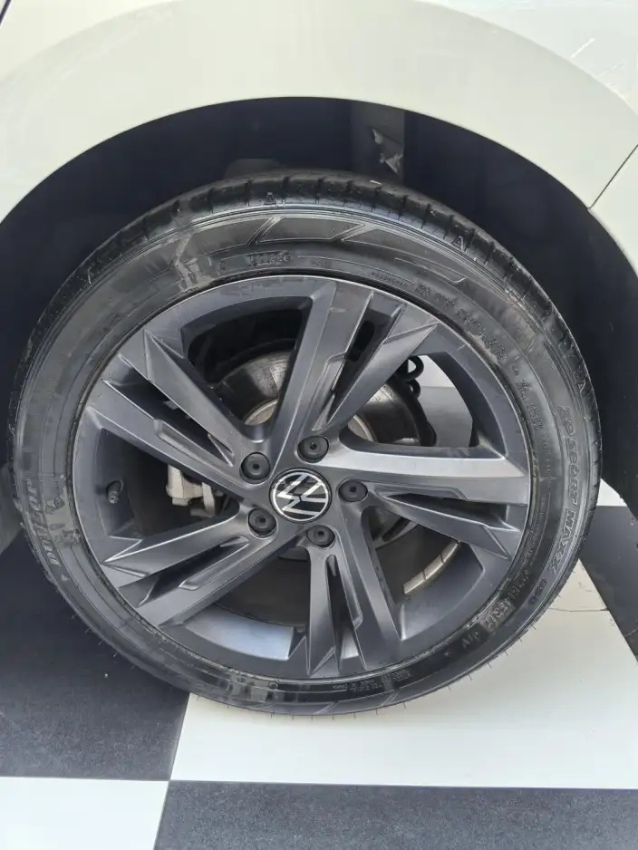 Volkswagen Golf 2021 Model 280TSI DSG R-Line – фото 7