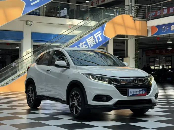Honda Vezel 2020 Model 1.5L CVT Pioneer Edition – фото 3