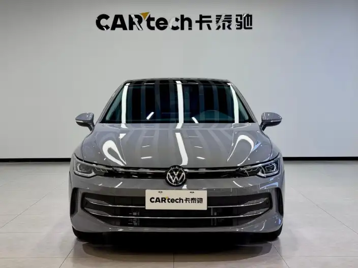 Volkswagen Golf 2025 Model Facelift 300TSI Pro – фото 2