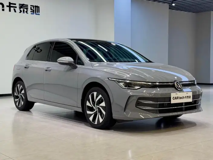 Volkswagen Golf 2025 Model Facelift 300TSI Pro – фото 3