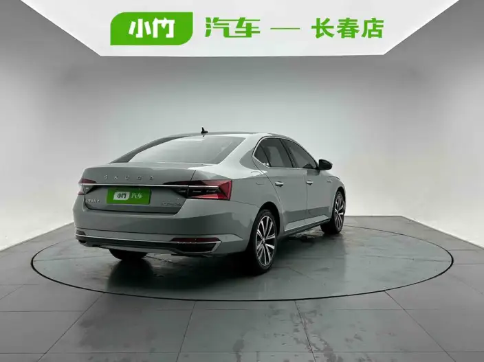 Skoda Superb 2022 Model TSI280 DSG Exclusive Edition – фото 5