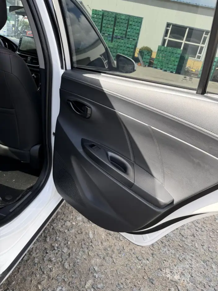 Toyota YARIS L Vios 2022 Model 1.5L CVT Leading PLUS Edition – фото 10