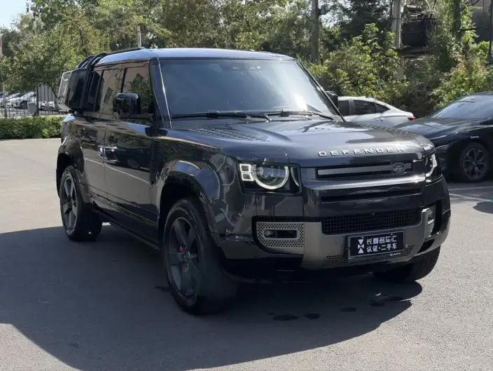 Land Rover Defender 2023 Model Facelift 110 P400 X-Dynamic HSE – фото 3