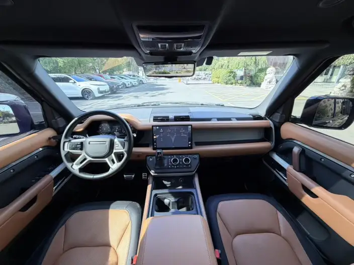 Land Rover Defender 2023 Model Facelift 110 P400 X-Dynamic HSE – фото 6