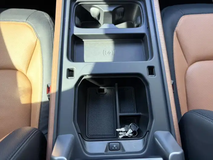 Land Rover Defender 2023 Model Facelift 110 P400 X-Dynamic HSE – фото 10