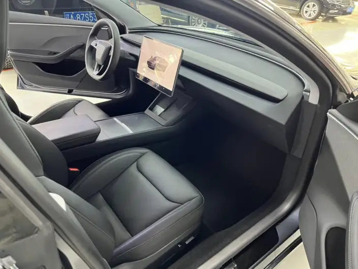 Model 3 2023 Model Rear-wheel drive version – фото 9