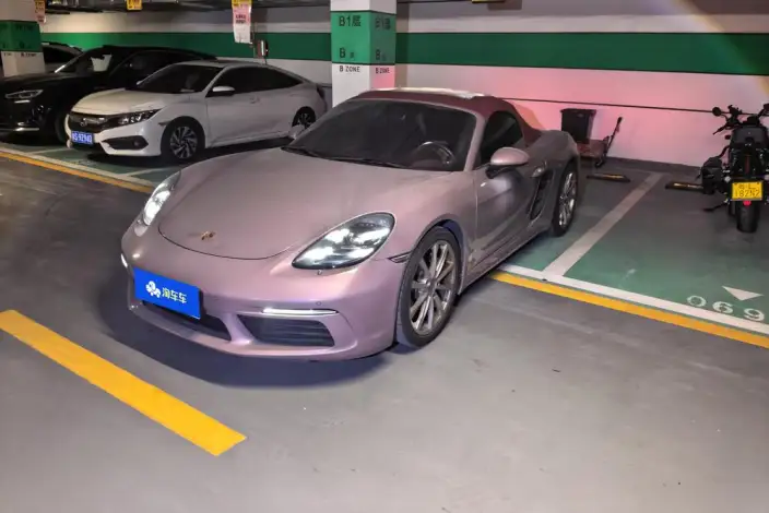 Porsche 718 2020 Model Boxster 2.0T – фото 1