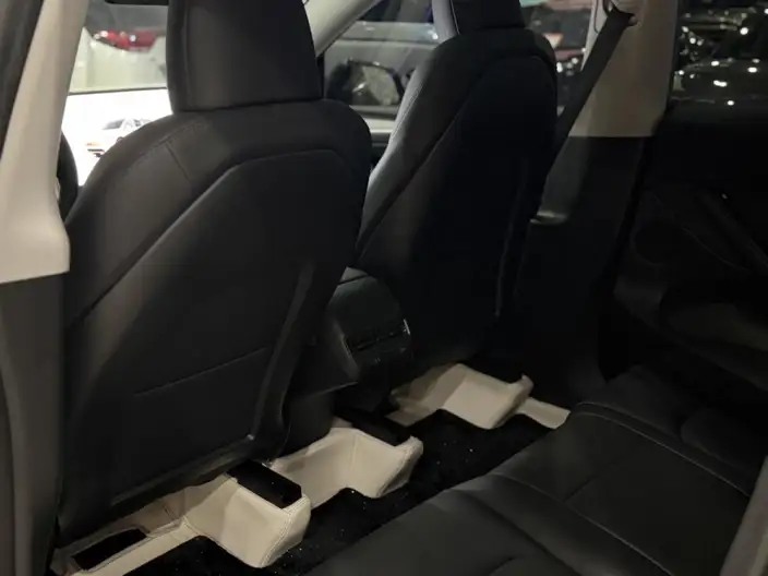 Model Y 2023 Model Rear-wheel drive version – фото 9