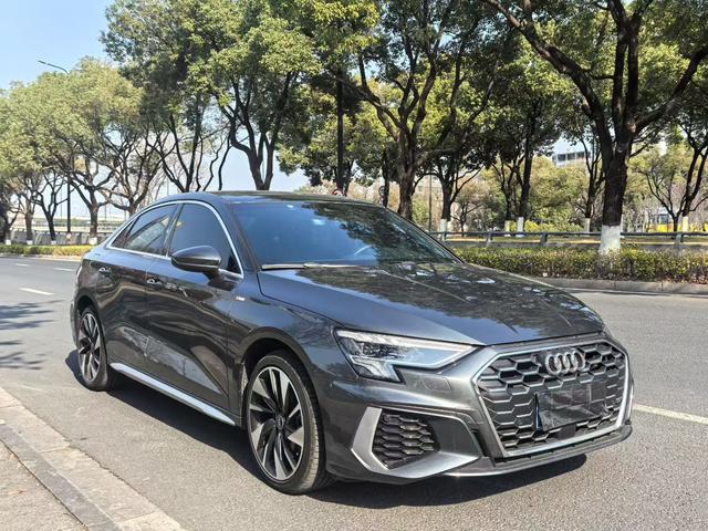 Audi A3 2023 Facelift A3L Limousine 35 TFSI Sport – фото 3